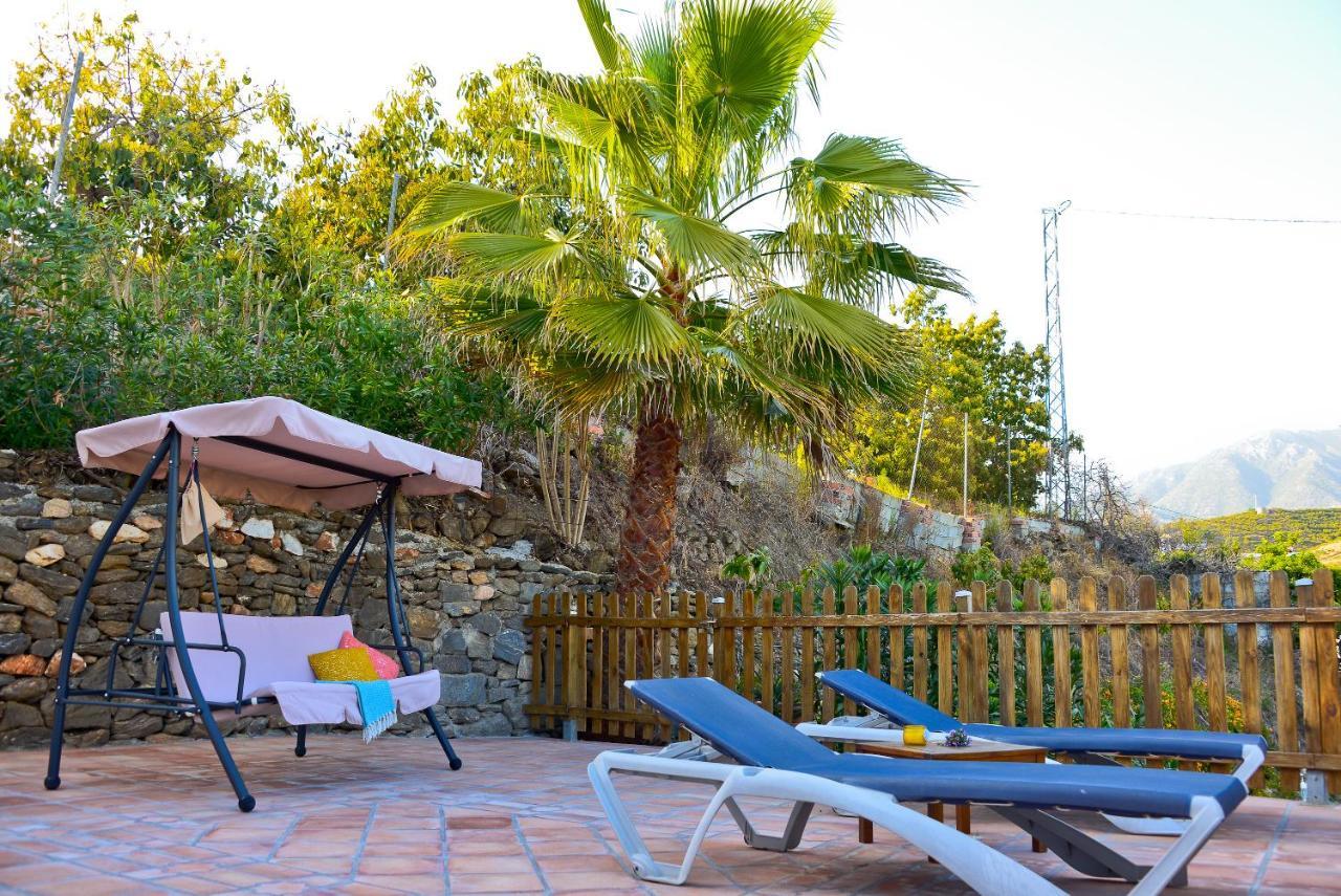 הוילה Casa Entre Nerja Y פריחיליאנה מראה חיצוני תמונה
